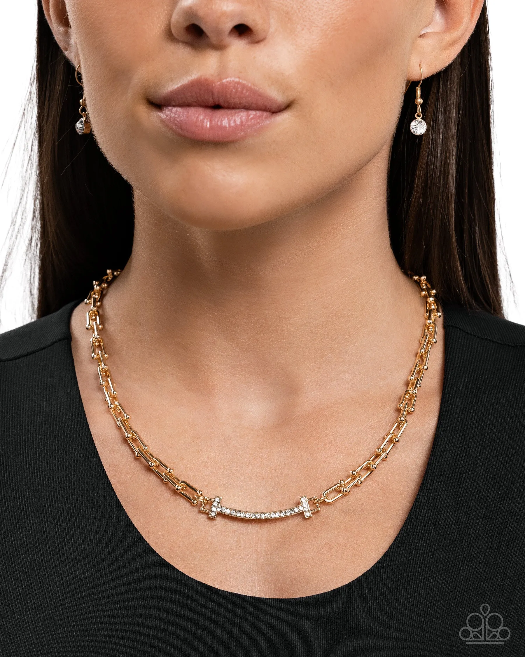 Anchored Actress - Gold Necklace