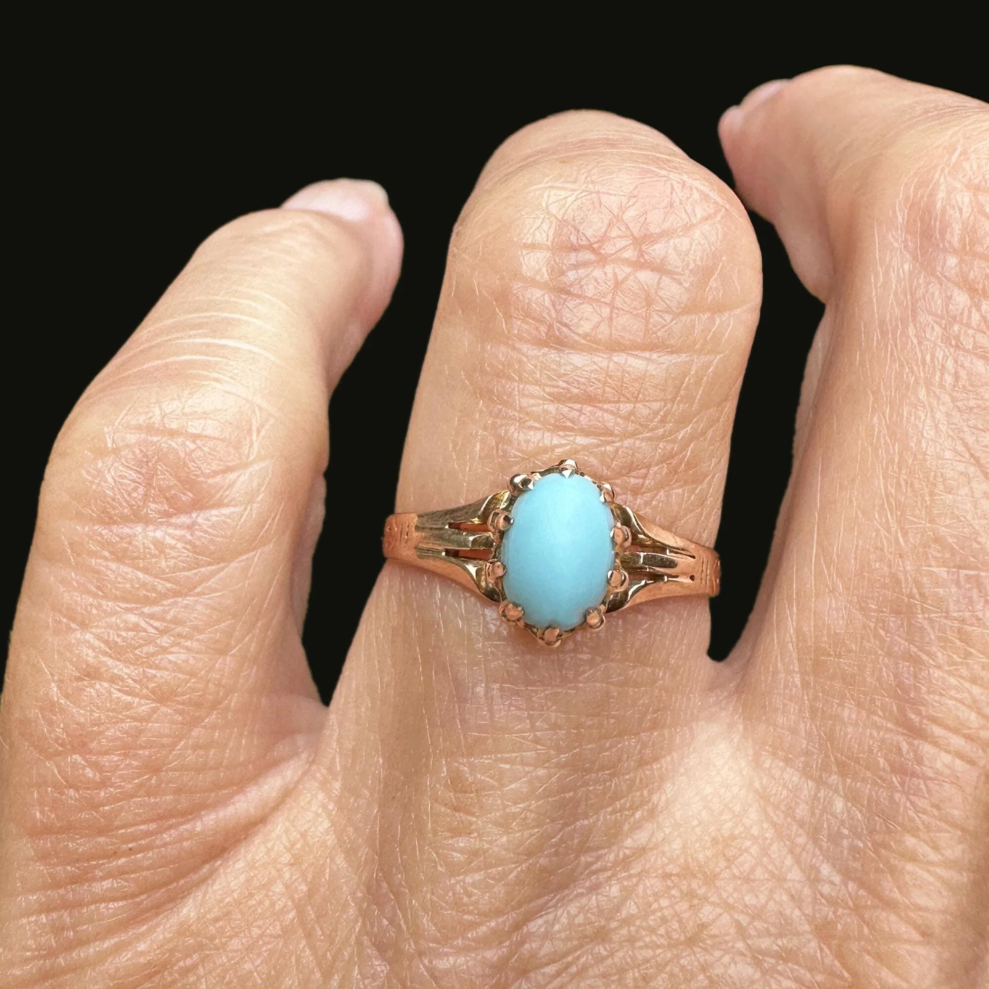 Antique 10K Gold Natural Blue Turquoise Cabochon Ring