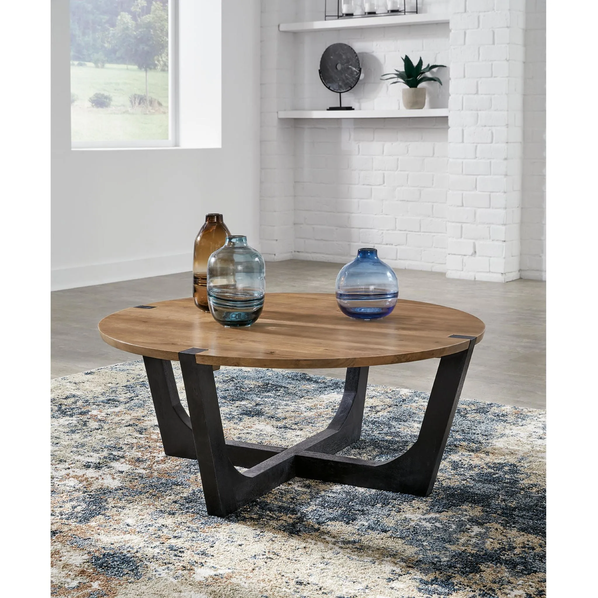 Hanneforth Coffee Table - Brown/Black