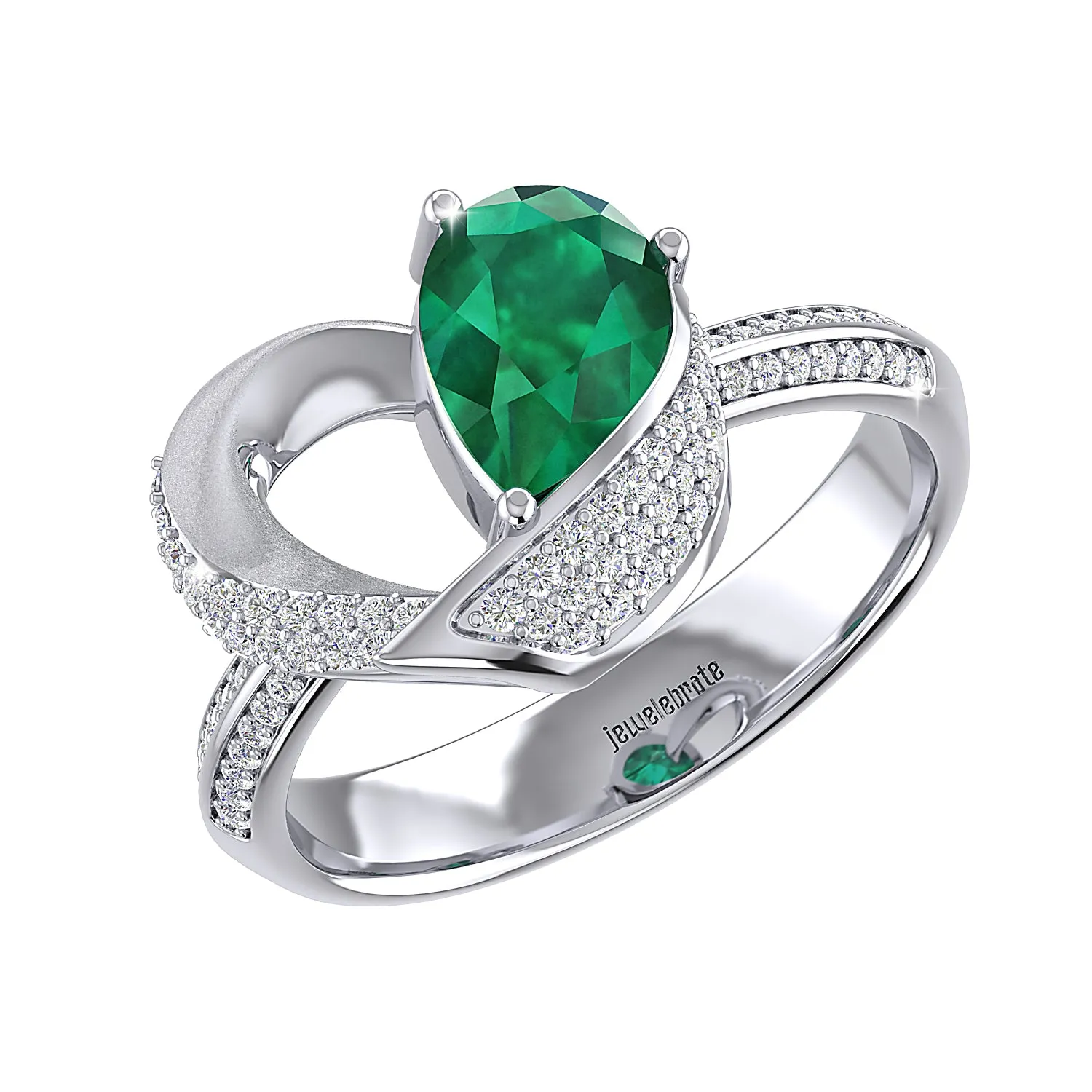 THE GORGEOUS GREEN LOVE RING