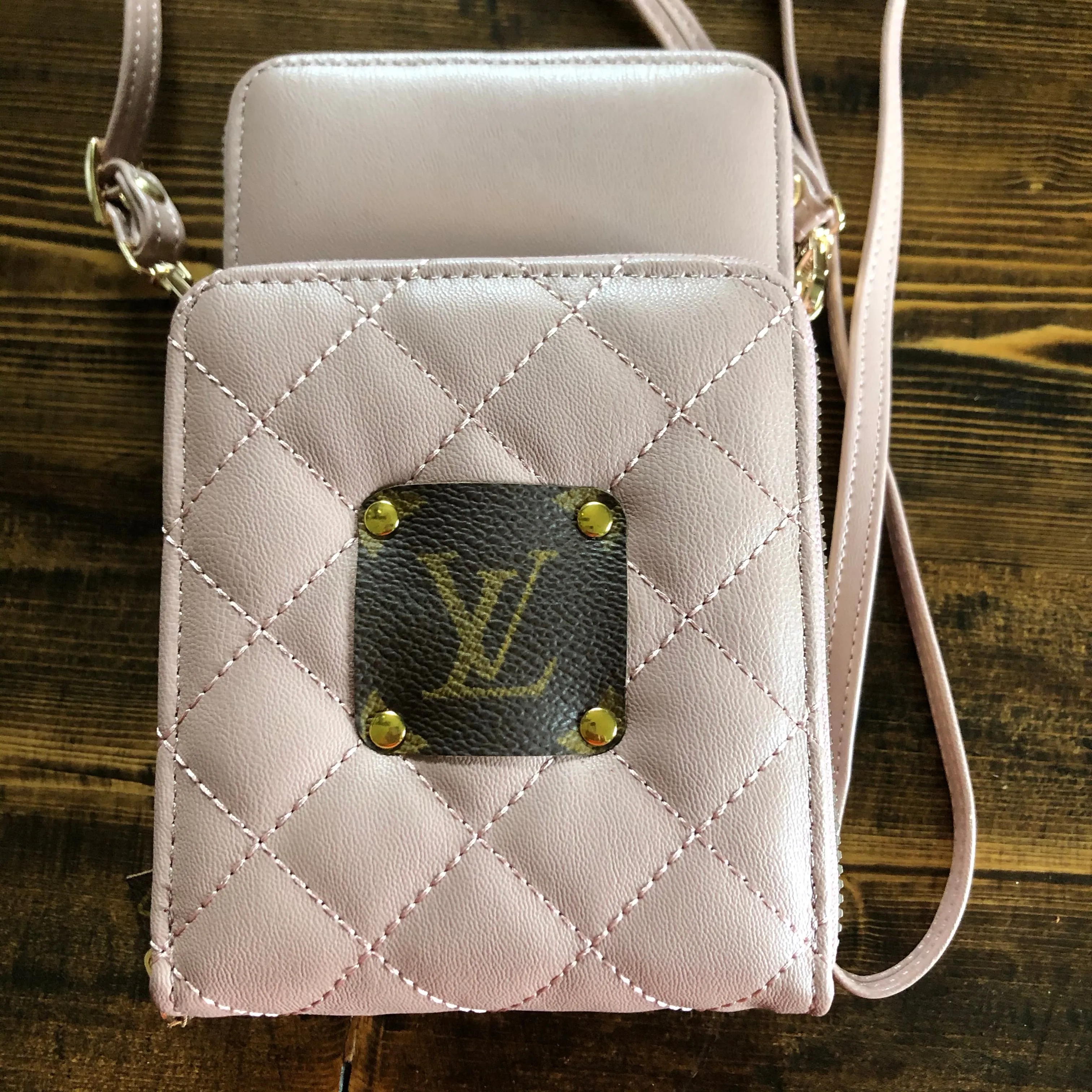 The Hummingbird - Cell Phone Crossbody Bag