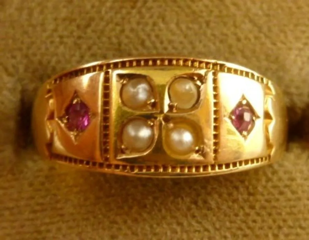 VICTORIAN 15ct RUBY & PEARL RING DATED CHESTER 1881